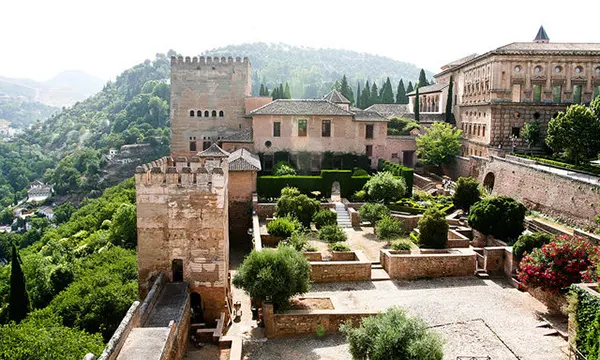 Ścieżki Generalife